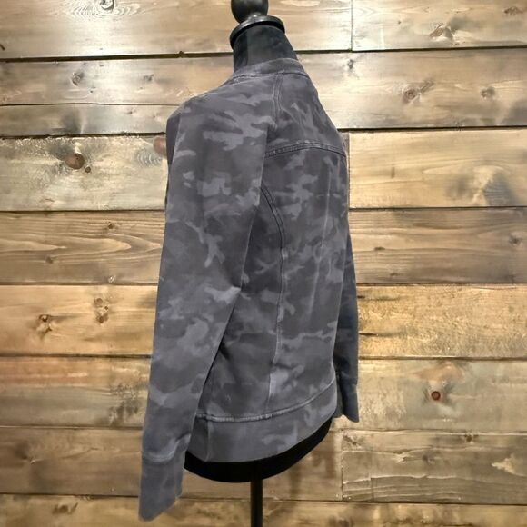 Lululemon Scuba Crew​ - Picture 6 of 7